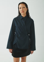 Load image into Gallery viewer, 08 PINSTRIPE SIDE VENT SHIRT
